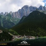 Frank Dainese a Fabio Bellini vydali scenérii Dolomit pro X-Plane 12 10 Alleghe 1.jpg.a8eba48dd7500d8742a30207a5a875b3